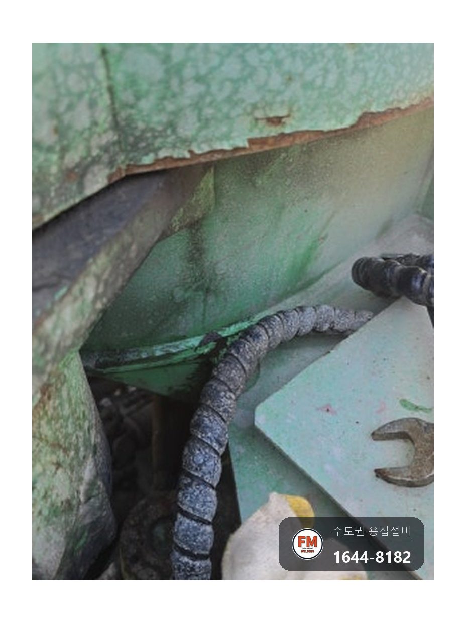 콘크리트 펌프카 붐대 프레임 육성용접 시공 전
