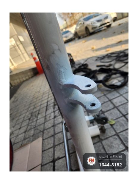 병원 침대 철제 기둥 브래킷 뿌리 찢어짐 크랙 파내기 TIG 용접 도장 시공 사진 11