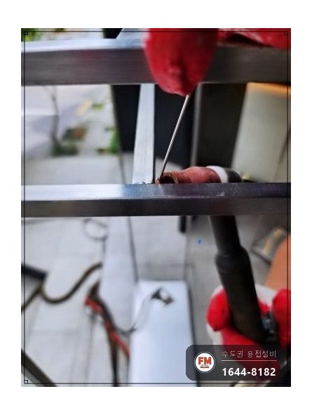 옷가게 드레스 행거 프레임 접합부 탈락 직각 알곤 보강 시공 사진 10
