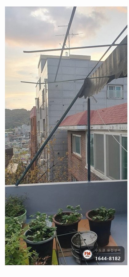 옥상 지붕 흔들림 기둥 보강 벽 앵커 베이스판 아연도금관 용접